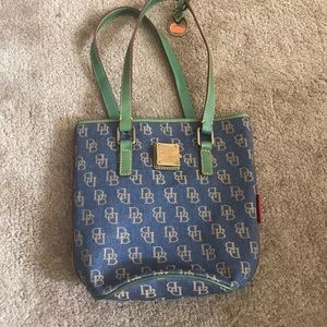 Dooney and Bourke purse